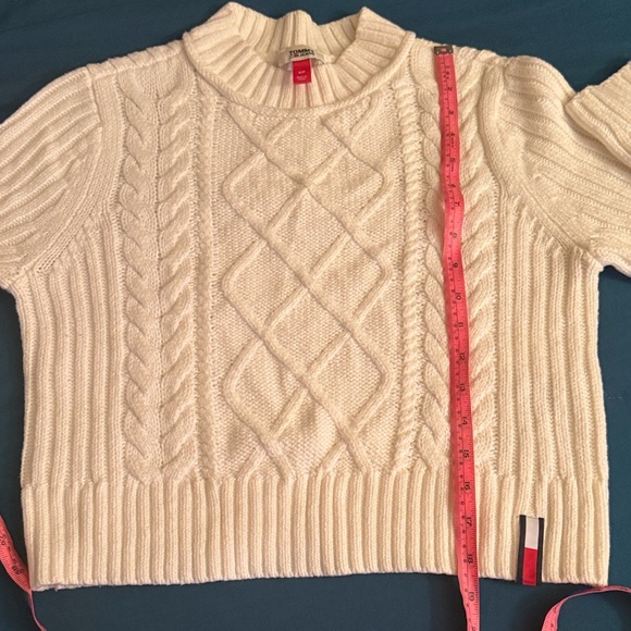 Tommy Hilfiger Cream Cable Knit Turtleneck Sweater - Picture 5 of 11